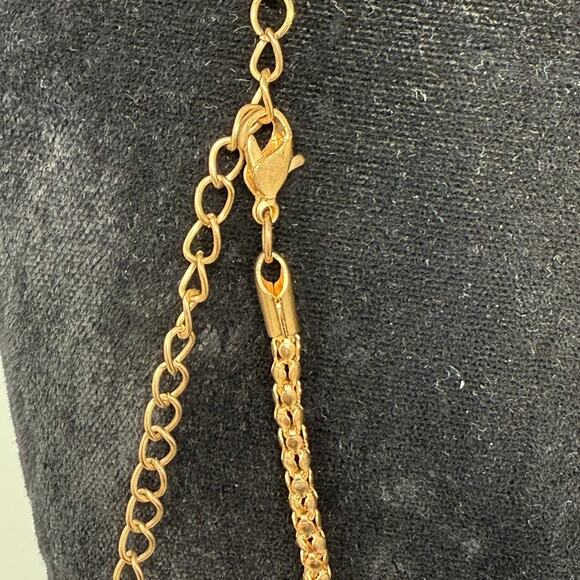 Sparkling Pink and White Crystal Owl Pendant on a Gold Chain Necklace 16" - Picture 4 of 4